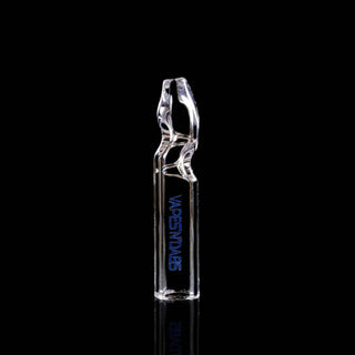 Vapes'n'Dabs Glasmundstück mit blauem Logo, auf schwarzem Hintergrund